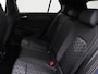 Volkswagen Golf 1.5 eTSI R-Line Edition | Navigatie | IQ-Light | Camera | ACC | Stuur-/Stoelverwarming | Side Assist |