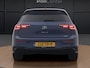 Volkswagen Golf 1.5 eTSI R-Line Edition | Navigatie | IQ-Light | Camera | ACC | Stuur-/Stoelverwarming | Side Assist |