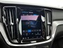 Volvo V60 2.0 T6 AWD Plus Dark | panorama dak | trekhaak