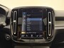 Volvo XC40 T5 262pk Recharge R-Design / Stoel/- en stuurverwarming / Power seats / Trekhaak / Elektr achterklep / Camera rondom /