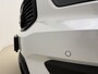 Volvo XC40 T5 262pk Recharge R-Design / Stoel/- en stuurverwarming / Power seats / Trekhaak / Elektr achterklep / Camera rondom /
