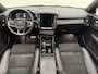 Volvo XC40 T5 262pk Recharge R-Design / Stoel/- en stuurverwarming / Power seats / Trekhaak / Elektr achterklep / Camera rondom /