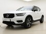 Volvo XC40 T5 262pk Recharge R-Design / Stoel/- en stuurverwarming / Power seats / Trekhaak / Elektr achterklep / Camera rondom /