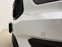 Volvo XC40 T5 262pk Recharge R-Design / Stoel/- en stuurverwarming / Power seats / Trekhaak / Elektr achterklep / Camera rondom /