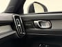 Volvo XC40 T5 262pk Recharge R-Design / Stoel/- en stuurverwarming / Power seats / Trekhaak / Elektr achterklep / Camera rondom /