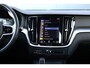 Volvo V60 2.0 B3 Momentum Advantage | Automaat | Leer | Stoelverwarming | Camera | 1e eigenaar | Dealer onderhouden