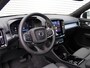 Volvo XC40 2.0 B4 Plus Dark Automaat / Trekhaak / Harman Kardon Audio / All seasonbanden / Google Maps navi