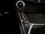Lynk & Co 01 1.5 | Panoramadak | Adaptive cruise | Camera | Stoelverwarming | Carplay | Sfeerverlichting