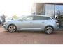 Renault Megane E-Tech Estate 1.6 Plug-In Hybrid *Business* | Carplay | Camera | Cruise & Climate Control | Stoelverwarming | Privacy | Leder | PDC |