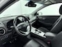 Hyundai Kona Electric EV Premium 64 kWh | Adaptieve Cruise | Warmtepomp | Stoel stuur verwaming + verkoeling | Apple carplay & android auto | Climate control | Dodehoek detectie |