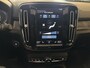 Volvo XC40 T4 Plug-in / Pan.dak / Leer / Elek Trekhaak / Harman-Kardon / Dab+ / Apple Carplay / Stuur- en Stoelverwarming / MY 2023