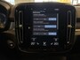 Volvo XC40 T4 Plug-in / Pan.dak / Leer / Elek Trekhaak / Harman-Kardon / Dab+ / Apple Carplay / Stuur- en Stoelverwarming / MY 2023
