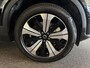 Volvo XC40 T4 Plug-in / Pan.dak / Leer / Elek Trekhaak / Harman-Kardon / Dab+ / Apple Carplay / Stuur- en Stoelverwarming / MY 2023