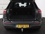 Mercedes-Benz EQA 250 AMG 67kWh | Trekhaak | Carplay | Head-Up | Stoelverwarming | Memory | Keyless | Navigatie | Leder/Alcantara | Sfeerverlichting | Widescreen | Full LED | Park Assist
