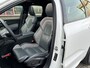 Volvo XC60 2.0 T6 Plug-in hybrid AWD R-Design Long Range | Skyroof | 20" velgen | Sportstoelen | Stoel- stuurverwaming | A-Camera
