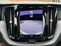 Volvo XC60 2.0 T6 Plug-in hybrid AWD R-Design Long Range | Skyroof | 20" velgen | Sportstoelen | Stoel- stuurverwaming | A-Camera