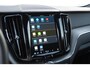 Volvo XC60 T6 350PK Automaat AWD Plus Black Edition / Trekhaak / Panoramadak / BLIS / Adaptieve cruise control / Keyless entry / Stoel - en stuurwielverwarming / elektrische stoelen met geheugen / Parkeersensoren met 360 camera / Elektrische achterklep