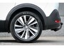 Peugeot 5008 1.2 PureTech Advanced Grip Control Allure | 7p | Trekhaak | Panoramadak | LED | Stoelverwarming |