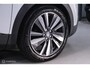 Peugeot 5008 1.2 PureTech Advanced Grip Control Allure | 7p | Trekhaak | Panoramadak | LED | Stoelverwarming |