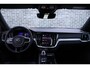 Volvo V60 2.0 T6 Plug-in hybrid AWD Plus Dark | Trekhaak | 360 camera | Adaptive cruise control | Google Maps navigatie | Keyless | Stoel- en stuurverwarming | Elektrische stoelverstelling | Harman Kardon audio |