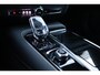 Volvo V60 2.0 T6 Plug-in hybrid AWD Plus Dark | Trekhaak | 360 camera | Adaptive cruise control | Google Maps navigatie | Keyless | Stoel- en stuurverwarming | Elektrische stoelverstelling | Harman Kardon audio |