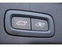 Volvo XC60 2.0 T6 Plug-in hybrid AWD Ultra Dark | Trekhaak | Panoramadak | 360 camera | Head-up display | Harman Kardon audio | Actieve LED koplampen | Keyless | Lederen bekleding | Adaptive cruise control |
