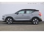 Volvo XC40 252PK Automaat Single Ext. Range Plus / Adaptive cruise control / Pilot assist / BLIS / Stoel en stuur verwarming / Elektrische achterklep / Parkeersensoren met camera / Google infotainment /