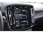 Volvo XC40 252PK Automaat Single Ext. Range Plus / Adaptive cruise control / Pilot assist / BLIS / Stoel en stuur verwarming / Elektrische achterklep / Parkeersensoren met camera / Google infotainment /