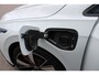 Volkswagen Golf 1.4 eHybrid 245pk GTE DSG Automaat / Panoramadak / LM 18 inch / IQ LED / Trekhaak wegkl / Keyless / Camera / Park Assist