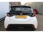 Mazda 2 Hybrid 1.5 Agile Toyota Yaris l Apple Carplay/ Android auto l Keyless l Automaat l Cruise control l S tuur- en Stoelverwarming VDL auto