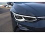 Volkswagen Golf Variant 1.5 eTSI R-Line Business+ , TREKHAAK , VIRTUAL COCKPIT , CLIMATR , A UITROIJ CAM , LMV18 ,