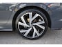 Volkswagen Golf Variant 1.5 eTSI R-Line Business+ , TREKHAAK , VIRTUAL COCKPIT , CLIMATR , A UITROIJ CAM , LMV18 ,