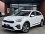 Kia Niro 1.6 GDi PHEV DynamicLine // LED // APPLE CARPLAY / ANDROID AUTO // PDC V+A // CAMERA // ADAPTIV CRUISE // STOEL + STUURWIELVERWARMING