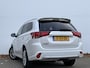 Mitsubishi Outlander 2.4 PHEV Instyle | Trekhaak | Leder |  Aanhangwagen geremd 1500kg |