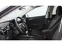 Skoda Fabia 1.0 MPI 80pk Ambition / Navigatie via App Connect / Cruise Control / Parkeersensoren