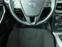 Volvo V40 1.6 T2 | 1e Eig. | 100% dealer onderhouden | Trekhaak | Navi | Clima | Park. sensor | Cruise |