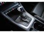 Audi Q3 45 TFSI e S edition Stoelenverwarming voor - Sportstoelen - Achterbank plus - Audi virtual cockpit plus - Parkeerhulp plus - Cruise control - Audi drive select - Automatisch bedienbare achterklep - Binnenspiegel automatisch dimmend -