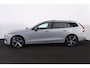 Volvo V60 B4 Plus Dark - Panorama/schuifdak - IntelliSafe Assist & Surround - 360º Camera - Harman/Kardon audio - Adaptieve LED koplampen - Verwarmde voorstoelen, stuur & achterbank - Parkeersensoren voor & achter - Elektr. bedienb. voorstoelen met geheugen - Draadloze tel. lader - Extra getint glas - 19' LMV