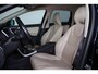 Volvo XC60 T5 FWD Summum - AUTOMAAT - IntelliSafe Assist & Surround - Adaptieve bi-xenon koplampen - Parkeercamera achter - Verwarmde voorstoelen - Elektr. bedienb. bestuurdersstoel met geheugen - Lederen bekleding - Parkeersensoren voor & achter - Navigatie - 18' LMV