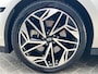 Hyundai Ioniq 6 Lounge 77.4 kWh 229pk | 360 graden camera | PremiumAudio | Panoramadak | Carplay | Navigatie | 20'' velgen | Head-up Display | Elektrische Achterklep | Bestuudersstoel met geheugen | Stoelventilatie | Stoelverwarming | Warmtepomp