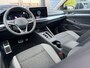 Volkswagen Golf 1.5 eTSI GOAL edition| Navigatie |Apple Carplay|PDC V+A | Stoel- stuurverwarming