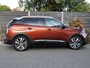 Peugeot 3008 Première 1.2 PureTech 130PK Navigatie, Achteruitrijcamera, Keyless, Panoramadak, Elektrische kofferklep, Parkeersensoren, Trekhaak