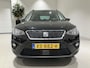 SEAT Arona 1.0 TSI Style Business Intense 95 PK | Apple Carplay | Achteruitrijcamera | Navigatie | Trekhaak | Cruise Control | Parkeersensoren | Park Assist | Climate Control | 5-Deurs | Lichtmetalen Velgen | Spraakbediening | Bluetooth | Keyless | Multifunctioneel Stuurwiel |