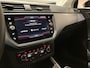 SEAT Arona 1.0 TSI Style Business Intense 95 PK | Apple Carplay | Achteruitrijcamera | Navigatie | Trekhaak | Cruise Control | Parkeersensoren | Park Assist | Climate Control | 5-Deurs | Lichtmetalen Velgen | Spraakbediening | Bluetooth | Keyless | Multifunctioneel Stuurwiel |