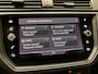 SEAT Arona 1.0 TSI Style Business Intense 95 PK | Apple Carplay | Achteruitrijcamera | Navigatie | Trekhaak | Cruise Control | Parkeersensoren | Park Assist | Climate Control | 5-Deurs | Lichtmetalen Velgen | Spraakbediening | Bluetooth | Keyless | Multifunctioneel Stuurwiel |