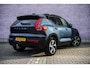 Volvo XC40 1.5 T2 R-Design | Adaptieve Cruise | Trekhaak | Standkachel | Harman/Kardon | Stoel-/Stuurverwarming | Parkeercamera |