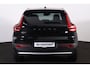 Volvo XC40 T4 Recharge Plus Bright - IntelliSafe Assist & Surround - Harman/Kardon audio - Parkeercamera achter - Verwarmde voorstoelen & stuur - Parkeersensoren voor & achter - Elektr. bedienb. voorstoelen met geheugen links - Draadloze tel. lader - Extra getint glas - Elektr. inklapbare trekhaak - 18' LMV