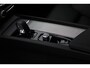Volvo XC60 T6 Plug-in hybrid AWD Plus Dark | Panoramadak met schuif-/kantelfunctie | Semi- Elektrische Trekhaak| Verwarmbare voorstoelen, Stuurwiel en Achterbank  | 360-Camera | Adaptieve Cruise Control | Draadloze Telefoonlader
