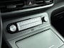Hyundai Kona Electric EV Fashion 64 kWh | Stoel stuur verwarming | Warmtepomp | Camera | Airco | Apple carplay & Android auto | Adaptive Cruise |