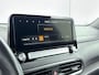 Hyundai Kona Electric EV Fashion 64 kWh | Stoel stuur verwarming | Warmtepomp | Camera | Airco | Apple carplay & Android auto | Adaptive Cruise |